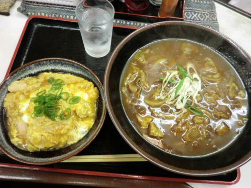 麺くいやまちゃん_カレー＆親子丼